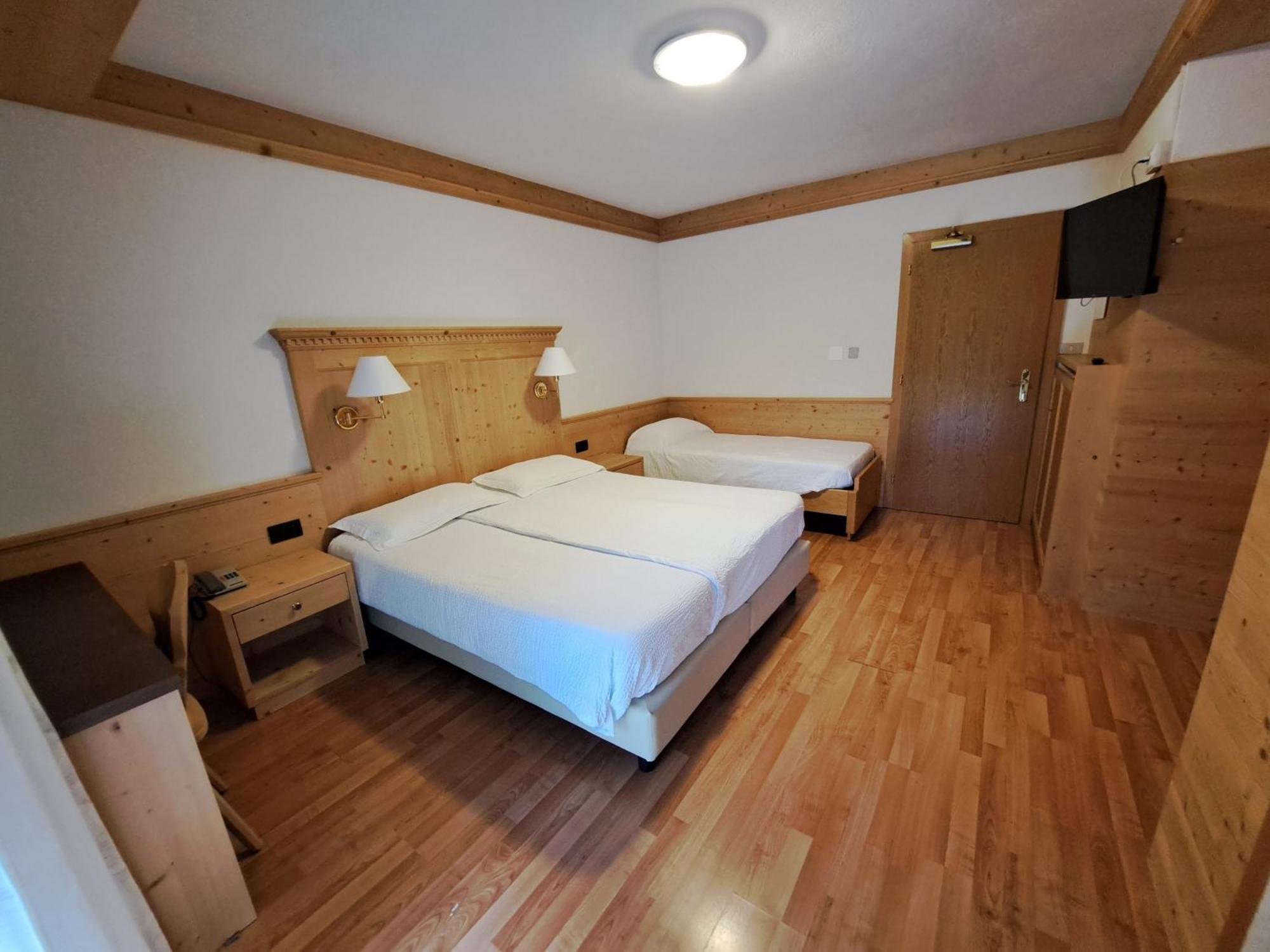 Lake&Nature Hotel Gloria Мольвено Екстер'єр фото